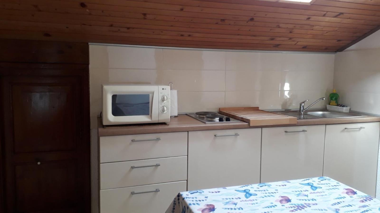 Apartment A&M 罗维尼 外观 照片